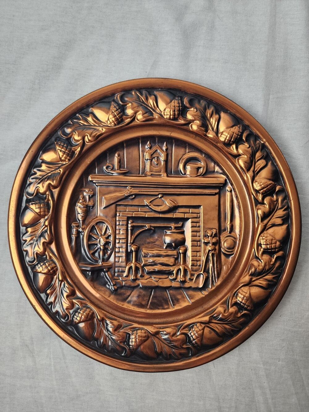 Vintage Coppercraft Guild Embossed Copper 10" Wall Plate Colonial Fireplace Scen